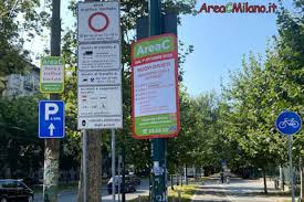 Segnaletica stradale Area C Milano