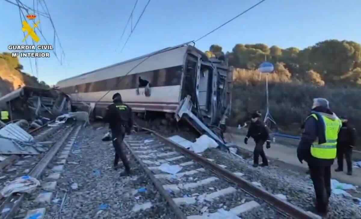 Soccorsi ferroviari sul luogo di un incidente